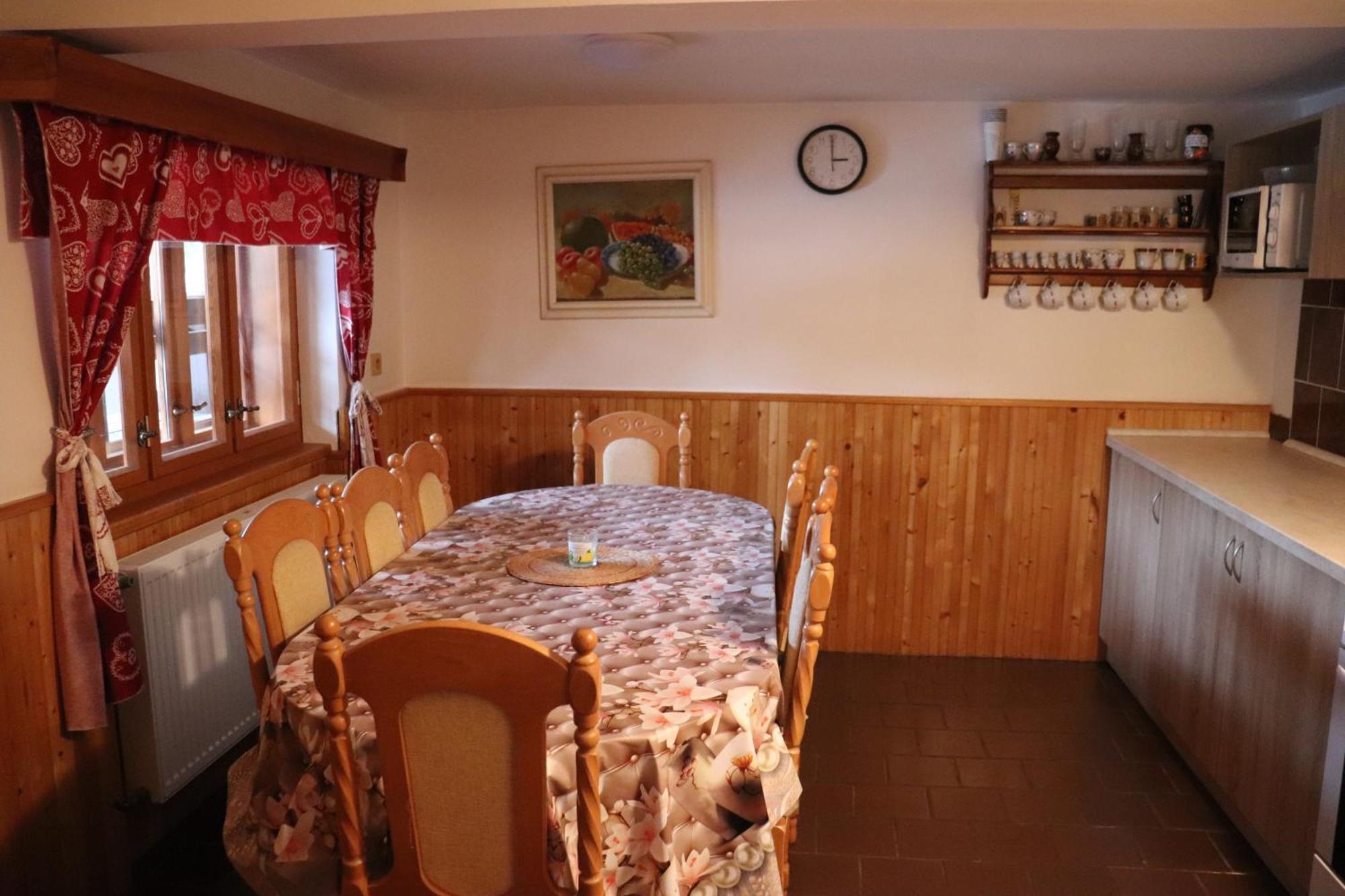 Villa Krsmol - Sportovni Vyziti Stará Paka Exterior foto