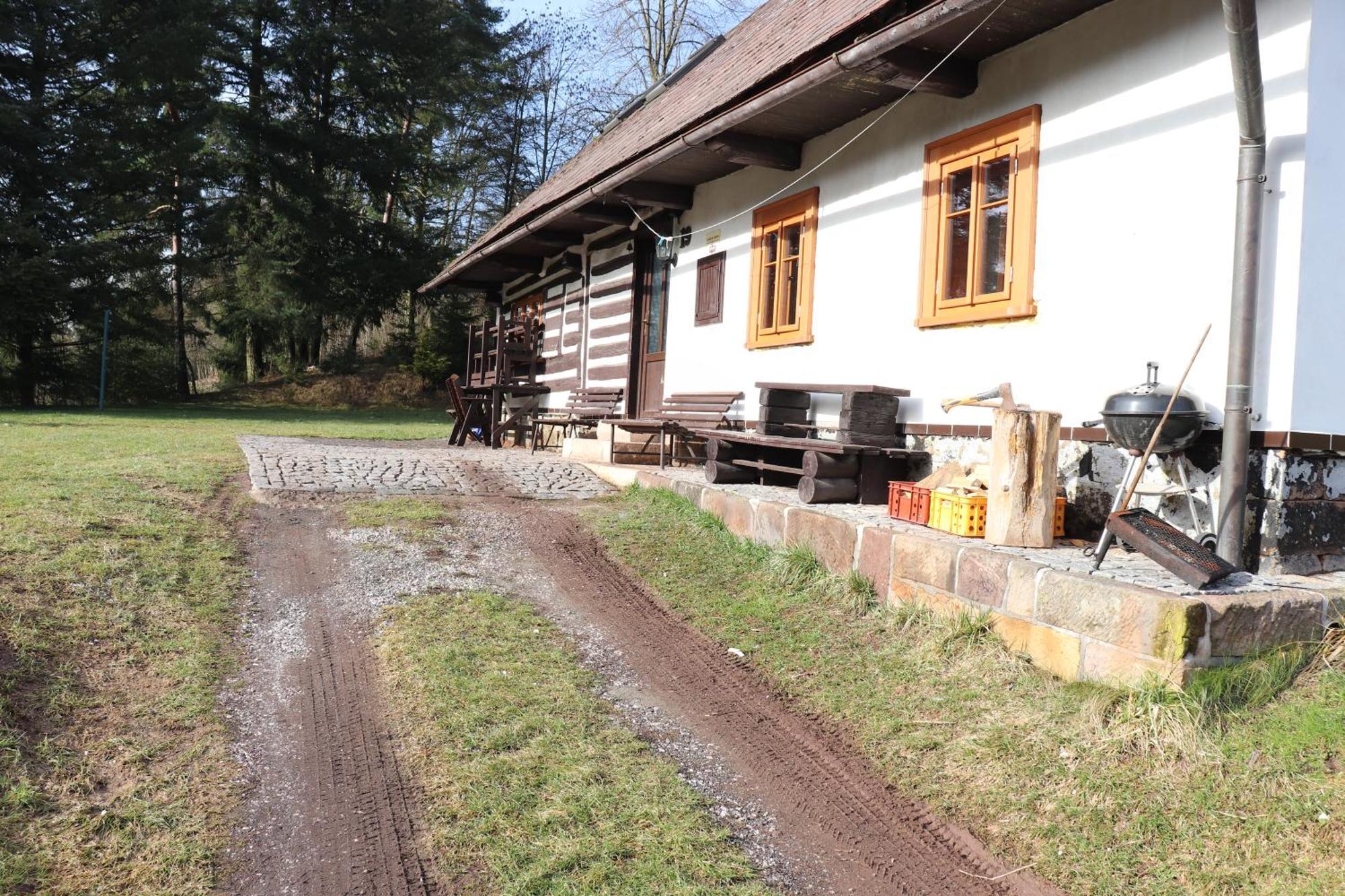 Villa Krsmol - Sportovni Vyziti Stará Paka Exterior foto